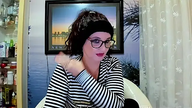 Mature4you44 online show from February 15, 2025, 8:33 am