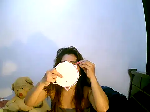 sweetvirginia01 online show from September 19, 2025, 4:38 am