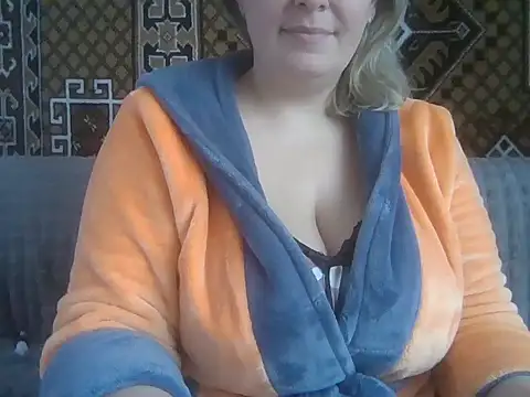 Snapshot of Diana_Britt chatting on February 14, 2026, 9:53 am Diana Britt online show from February 14, 2026, 9:53 am