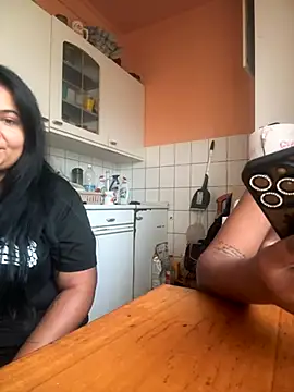 Snapshot of Madsion23 chatting on October 13, 2025, 3:13 pm Madsion23 online show from October 13, 2025, 3:13 pm