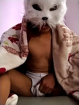 swansblacks online show from November 12, 2025, 1:59 pm