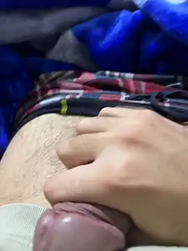 Snapshot of bigdiiiickkk chatting on February 22, 2026, 9:38 pm bigdiiiickkk online show from February 22, 2026, 9:38 pm