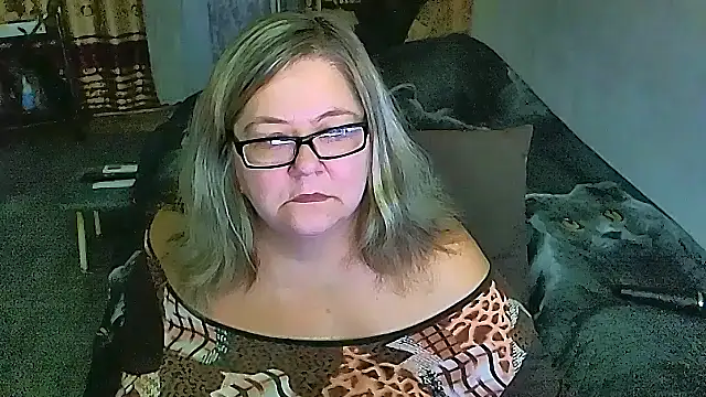 Snapshot of sex2 chatting on October 17, 2025, 11:39 pm sex2 online show from October 17, 2025, 11:39 pm