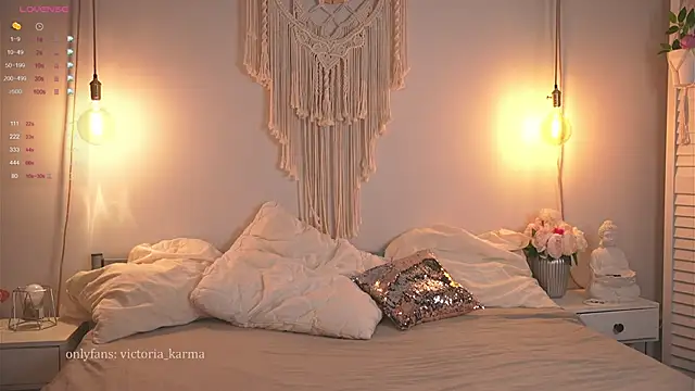 Snapshot of Victoria_Karma chatting on October 10, 2025, 3:02 pm Victoria Karma online show from October 10, 2025, 3:02 pm