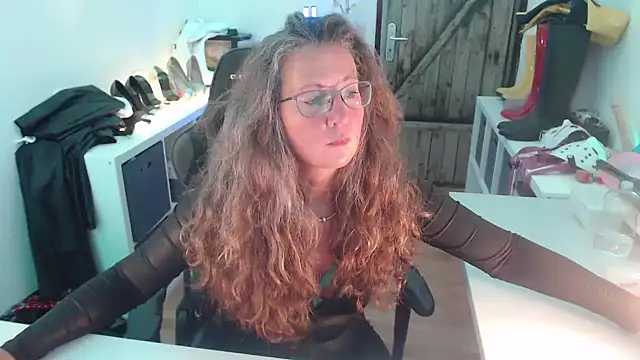 Snapshot of GeilesLuder75 chatting on June 17, 2026, 6:35 am GeilesLuder75 online show from June 17, 2026, 6:35 am