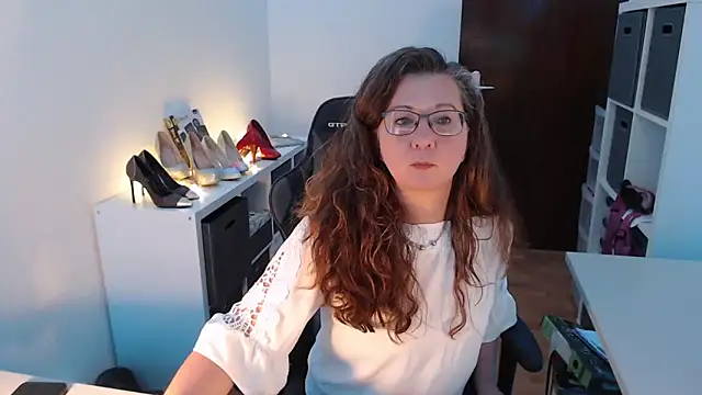 Snapshot of GeilesLuder75 chatting on March 11, 2025, 9:24 am GeilesLuder75 online show from March 11, 2025, 9:24 am