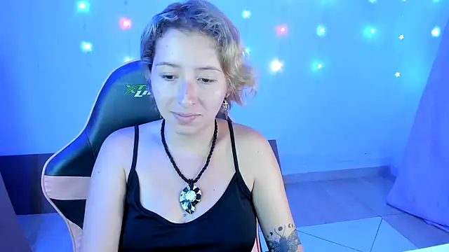 Ginger Sweetty online show from December 15, 2024, 12:51 am