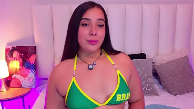 ValenScott1 online show from June 15, 2026, 12:27 pm