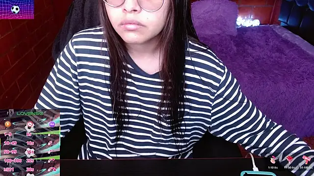 Snapshot of MidoriQuiinn chatting on June 17, 2026, 4:06 pm MidoriQuiinn online show from June 17, 2026, 4:06 pm