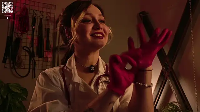 Snapshot of VortexProject chatting on November 21, 2025, 1:32 pm VortexProject online show from November 21, 2025, 1:32 pm