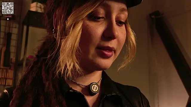 Snapshot of VortexProject chatting on November 18, 2025, 2:42 pm VortexProject online show from November 18, 2025, 2:42 pm