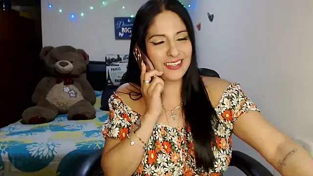 sahtlove1 online show from November 12, 2025, 12:04 am