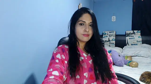 Snapshot of sahtlove1 chatting on July 15, 2026, 2:40 am sahtlove1 online show from July 15, 2026, 2:40 am