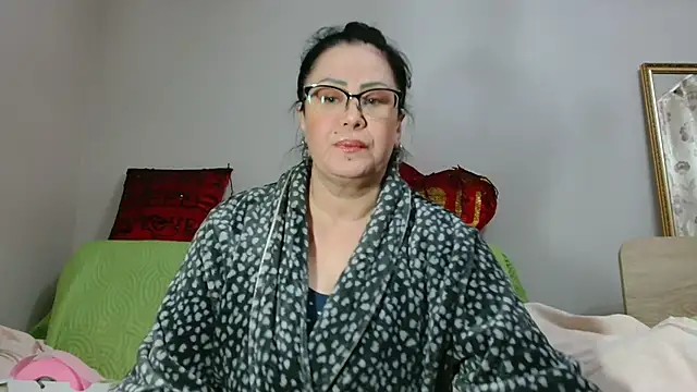 x  KHALEESI  x online show from January 22, 2025, 9:21 pm