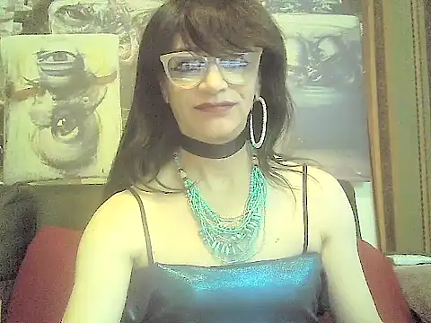 Snapshot of TheBlackWtch chatting on June 18, 2026, 12:32 pm TheBlackWtch online show from June 18, 2026, 12:32 pm