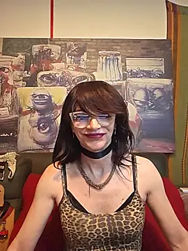 Snapshot of TheBlackWtch chatting on August 1, 2026, 3:43 pm TheBlackWtch online show from August 1, 2026, 3:43 pm
