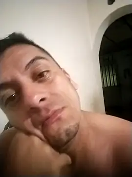 starplss online show from February 11, 2026, 4:45 am