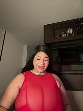 Snapshot of IamSashaLuv chatting on December 16, 2024, 4:55 am IamSashaLuv online show from December 16, 2024, 4:55 am