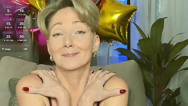 Snapshot of AkexandraFix chatting on November 14, 2025, 1:04 pm AkexandraFix online show from November 14, 2025, 1:04 pm