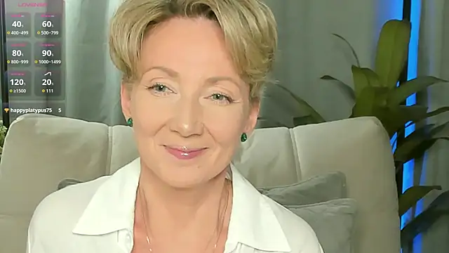 AkexandraFix online show from May 5, 2026, 1:47 pm