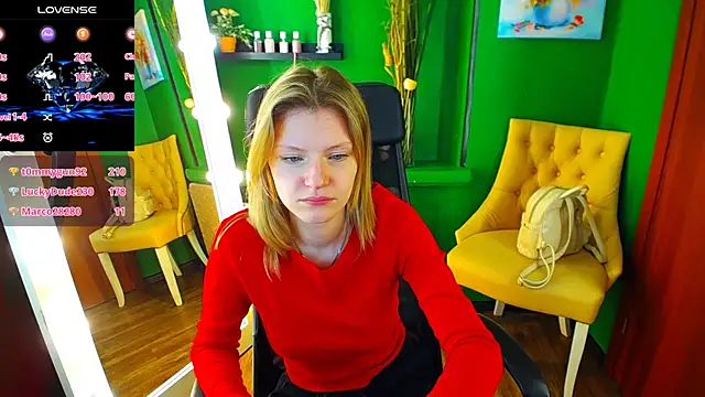 Snapshot of MaryHiggins chatting on March 4, 2025, 1:59 pm MaryHiggins online show from March 4, 2025, 1:59 pm