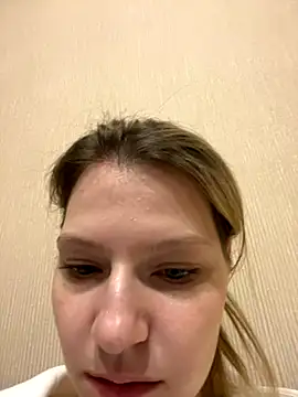 Snapshot of MaryHiggins chatting on October 23, 2025, 8:29 pm MaryHiggins online show from October 23, 2025, 8:29 pm