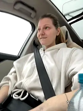 Snapshot of MaryHiggins chatting on October 25, 2025, 12:17 pm MaryHiggins online show from October 25, 2025, 12:17 pm