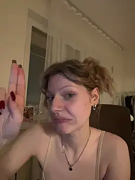 Snapshot of MaryHiggins chatting on February 23, 2025, 5:29 pm MaryHiggins online show from February 23, 2025, 5:29 pm