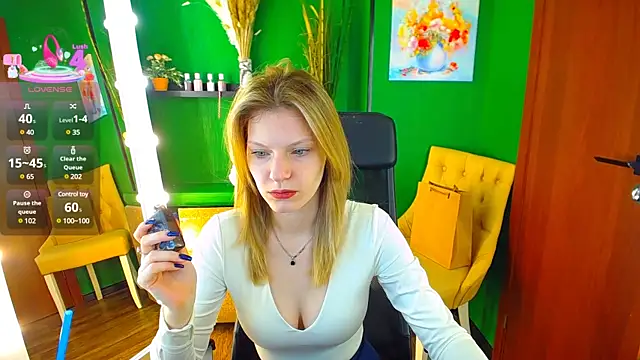 Snapshot of MaryHiggins chatting on March 14, 2025, 5:59 am MaryHiggins online show from March 14, 2025, 5:59 am