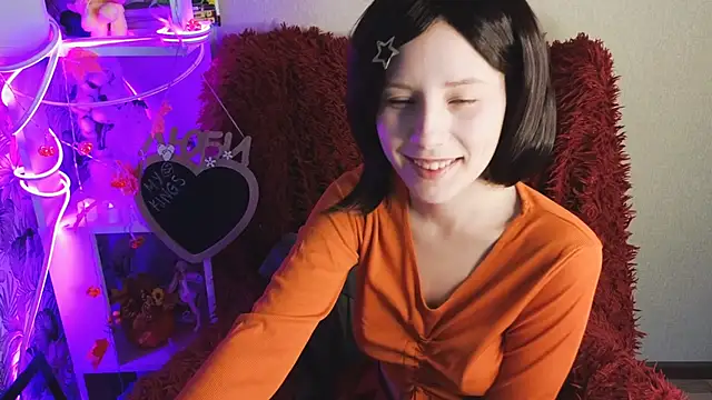 Snapshot of sarakaell chatting on October 25, 2025, 2:22 am sarakaell online show from October 25, 2025, 2:22 am