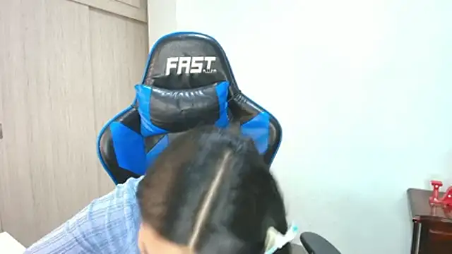 Snapshot of sophiax-x chatting on November 22, 2025, 6:40 pm sophiax-x online show from November 22, 2025, 6:40 pm