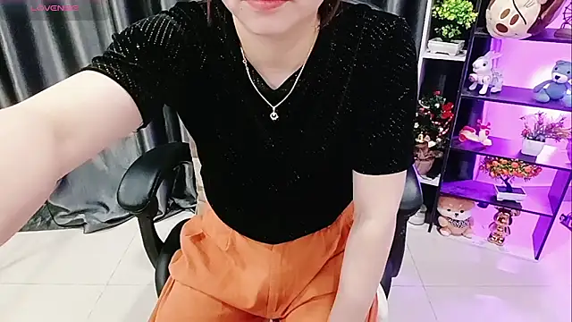 Yuki-yio online show from April 24, 2026, 1:18 am