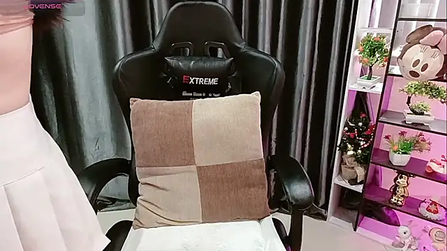 Snapshot of Yuki-yio chatting on February 10, 2026, 3:05 am Yuki-yio online show from February 10, 2026, 3:05 am