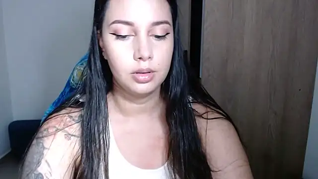 Snapshot of vennus_22 chatting on December 14, 2025, 5:13 am vennus 22 online show from December 14, 2025, 5:13 am