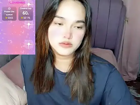 MoaningKylie online show from February 10, 2026, 4:33 am