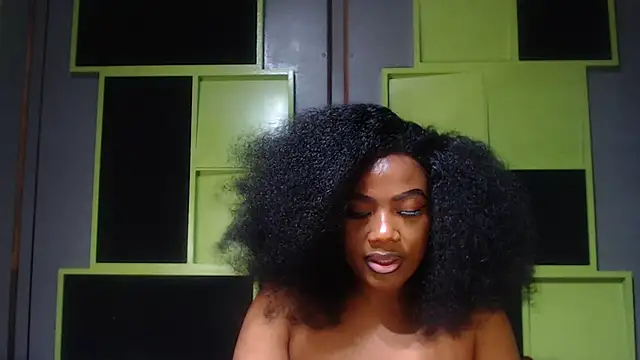 Snapshot of SexyAssDivaxxx chatting on October 3, 2025, 4:58 am SexyAssDivaxxx online show from October 3, 2025, 4:58 am
