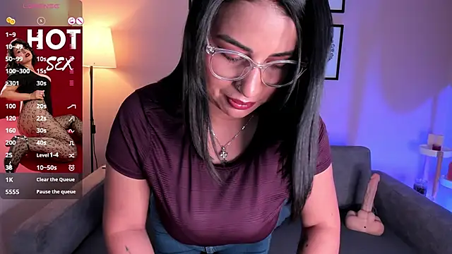 Snapshot of Galilea_Fox chatting on June 7, 2026, 4:07 am Galilea Fox online show from June 7, 2026, 4:07 am