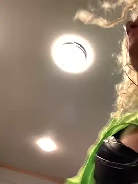 DreamGurlDaisyxh online show from January 19, 2025, 8:07 am