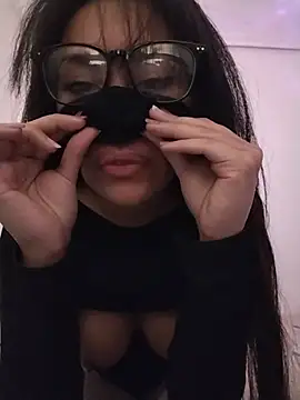 sarahvergen online show from February 8, 2026, 6:49 pm