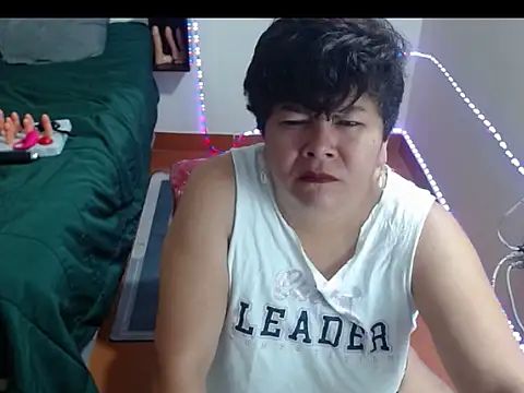 Snapshot of angelitolove727 chatting on July 24, 2026, 2:35 pm angelitolove727 online show from July 24, 2026, 2:35 pm