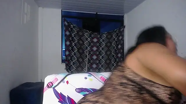 sirena 15 online show from February 3, 2026, 5:05 am