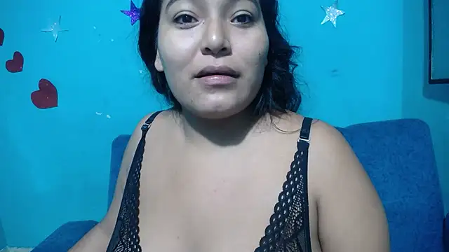 Snapshot of sirena_15 chatting on January 25, 2025, 5:51 am sirena 15 online show from January 25, 2025, 5:51 am