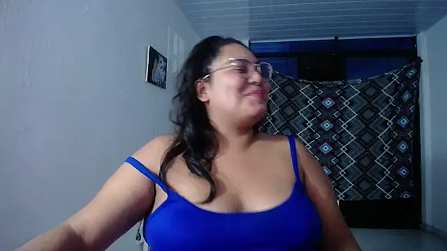 Snapshot of sirena_15 chatting on November 12, 2025, 5:55 am sirena 15 online show from November 12, 2025, 5:55 am