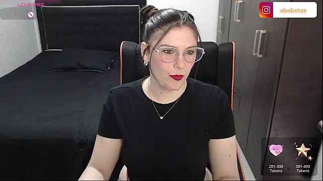 xxbbtaa online show from October 23, 2025, 6:50 pm