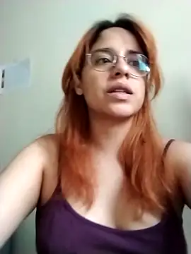 EmmaMelissa0521 online show from November 6, 2025, 10:25 pm