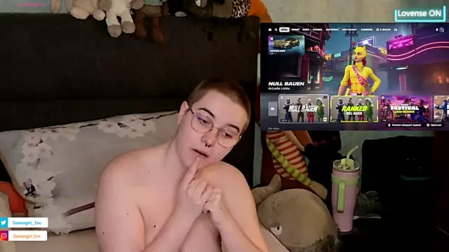 Snapshot of GamerGirl_Eve chatting on March 5, 2025, 7:17 pm GamerGirl Eve online show from March 5, 2025, 7:17 pm