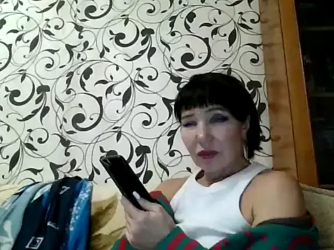 Snapshot of JeaneDavis chatting on November 24, 2025, 5:35 pm JeaneDavis online show from November 24, 2025, 5:35 pm