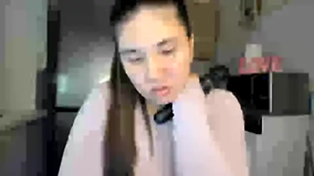 Snapshot of MiaMarrone chatting on March 7, 2026, 12:17 am MiaMarrone online show from March 7, 2026, 12:17 am