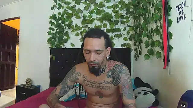 caribbeanlover1 online show from May 19, 2026, 3:19 pm
