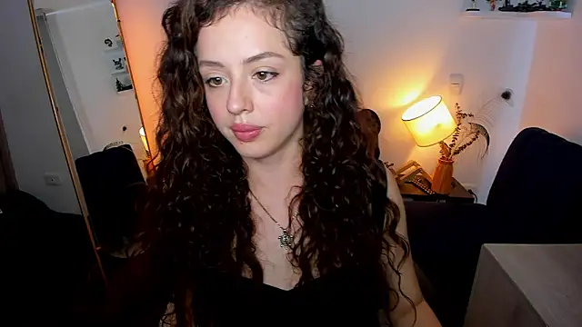 Snapshot of Cassandra_Caiin chatting on March 17, 2026, 7:06 pm Cassandra Caiin online show from March 17, 2026, 7:06 pm